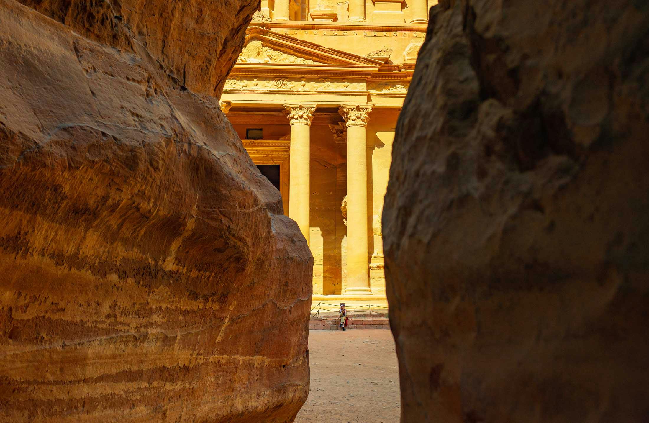 Travel as meditation - Treasury, Petra in Jordan