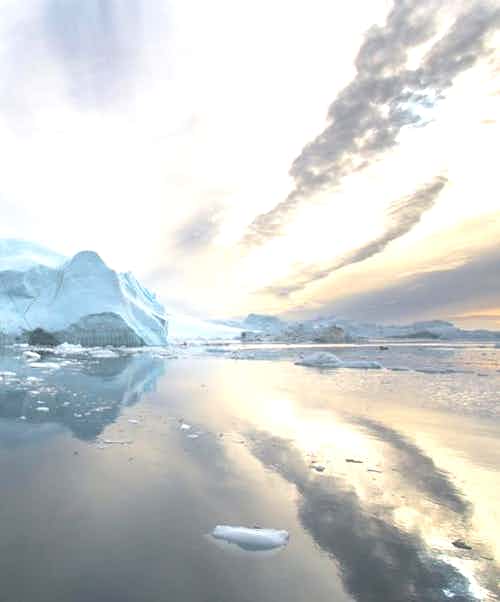 silversea-arctic-cruise-illulisat-ice-fjord-greenland