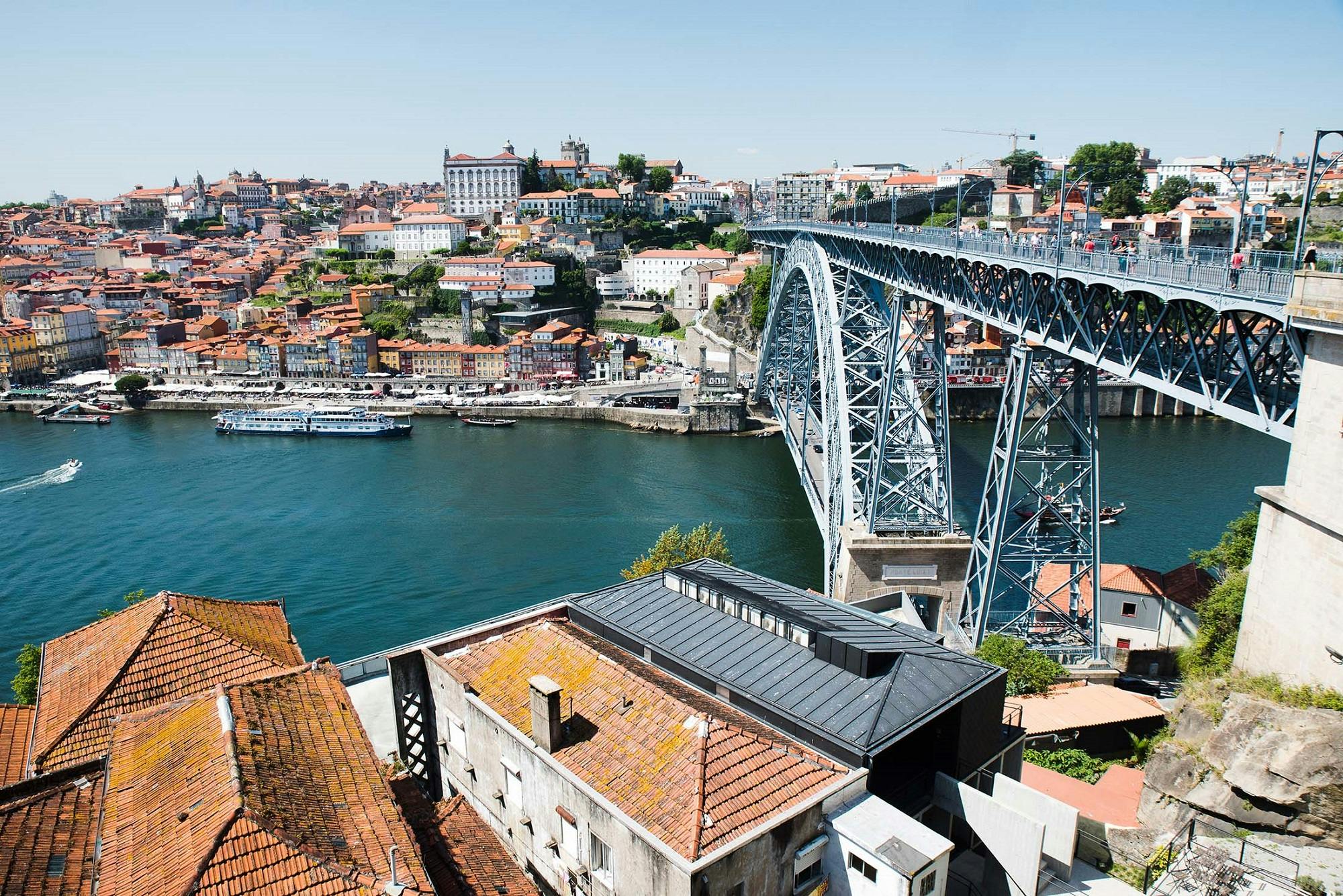 Port wine tasting in Porto
