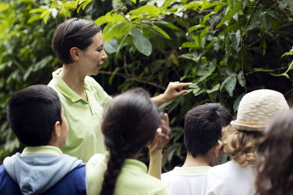 Students at Tomás de Berlanga school in Puerto Ayora learn conservation through education.